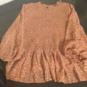 Kaffe size 40 excellent condition sheered front and back measures 16 pit to pit